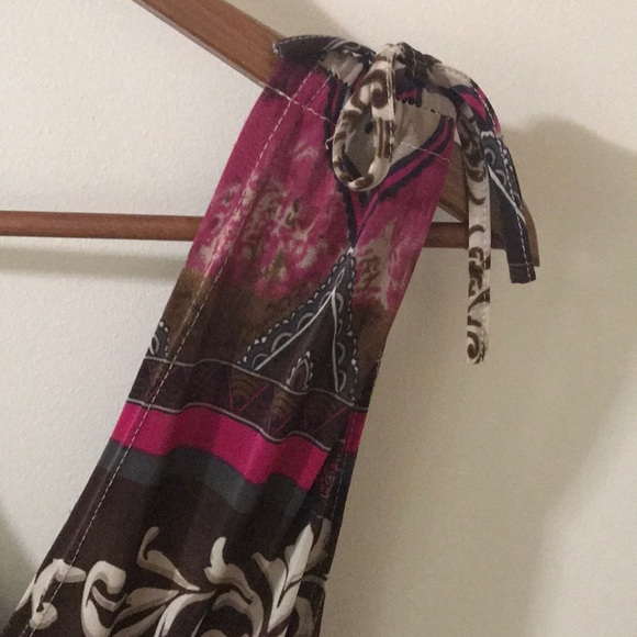 Dress with adjustable shoulder ties! - Picture 3 of 3